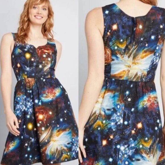 ModCloth Heart And Solar System A-Line Dress Sleeveless Size M - 47443 - Picture 1 of 13